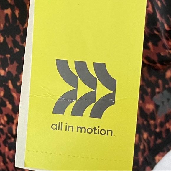 ALL In Motion NWT black/brown animal print long sleeve swim top - Picture 11 of 15